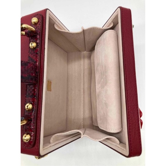 Dolce and Gabbana Dauphine Box Bag in
NWOT condition. Matching removable shoulde - Picture 6 of 8